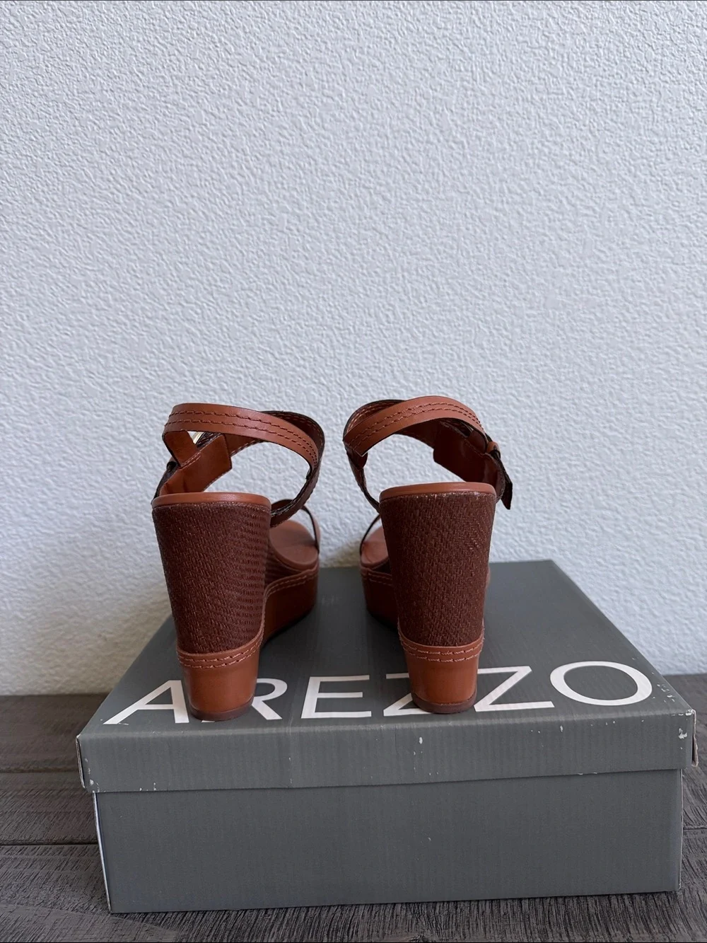 Arezzo Women's Sage Platform Sandal in Roast Caramel NIB